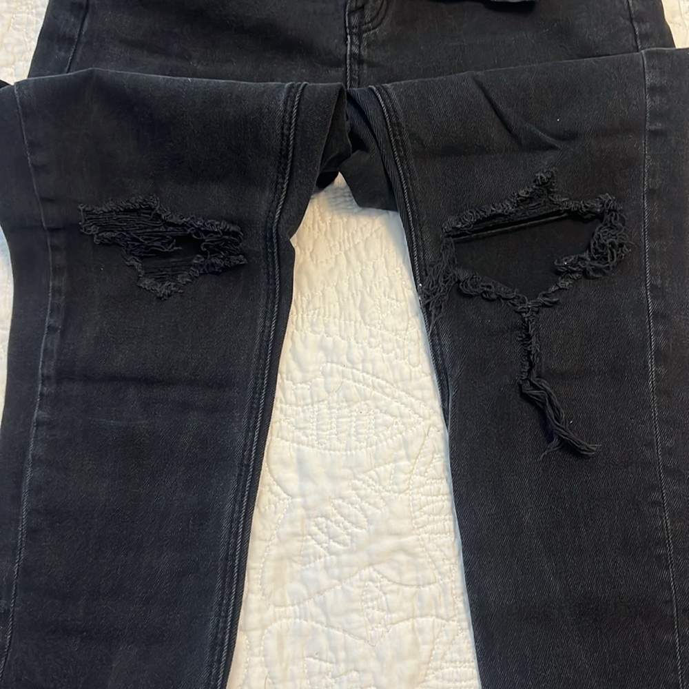 AE Mom Ripped Jeans - Picture 2 of 3